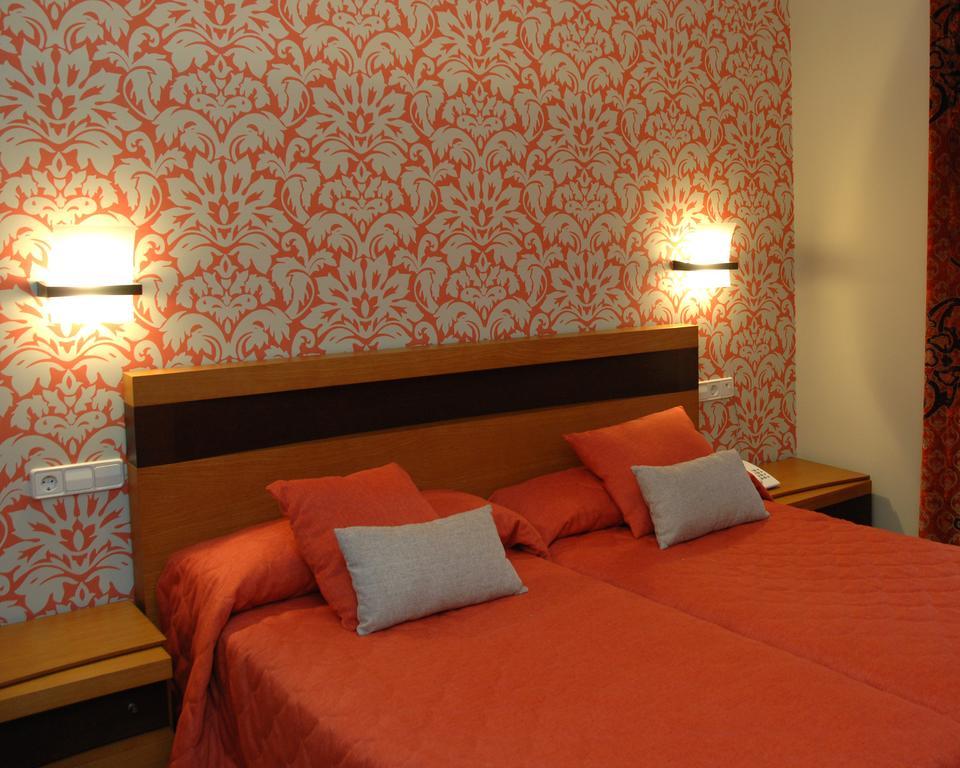 Hotel Hc Sigueenza Εξωτερικό φωτογραφία